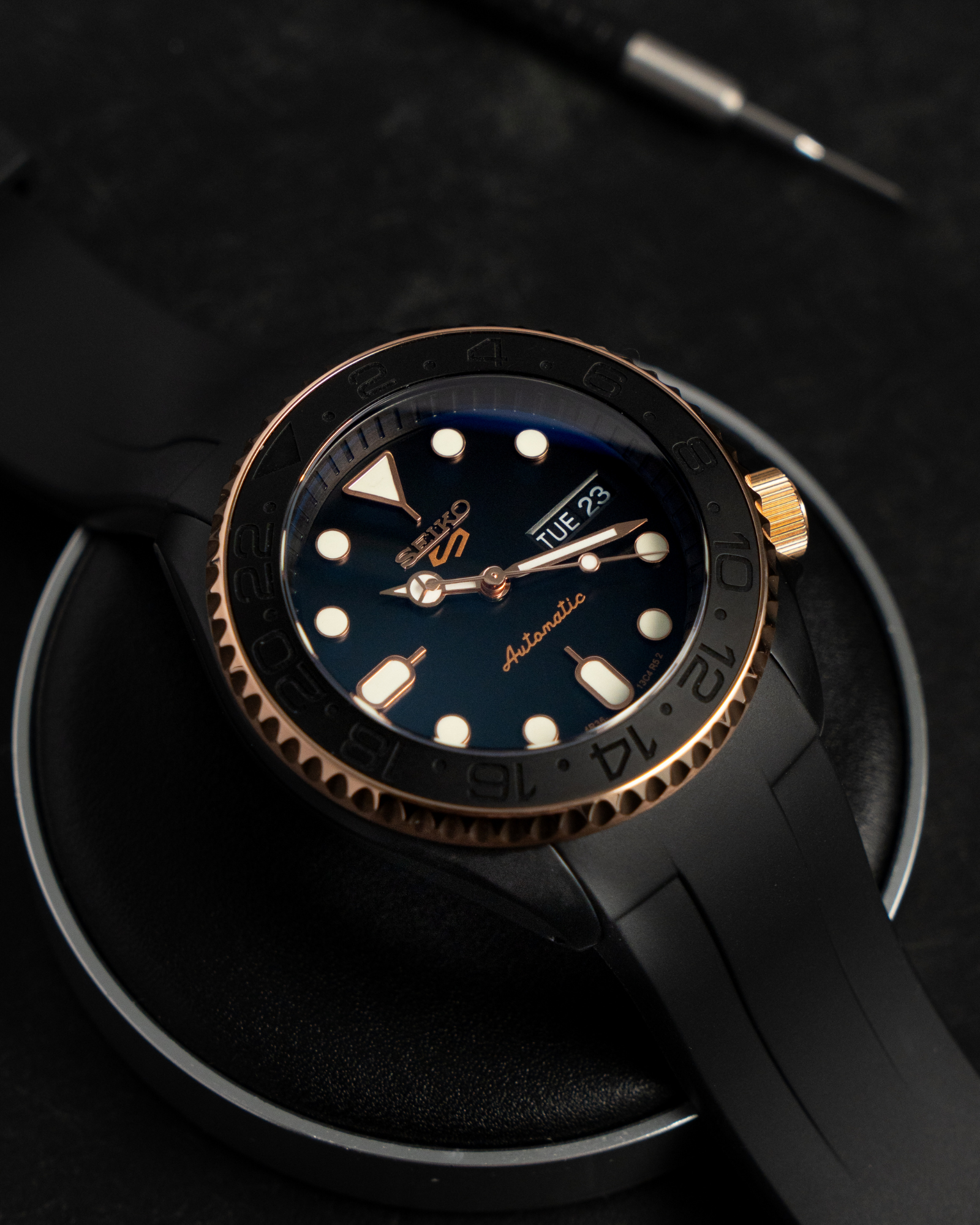MODEL . 21R
