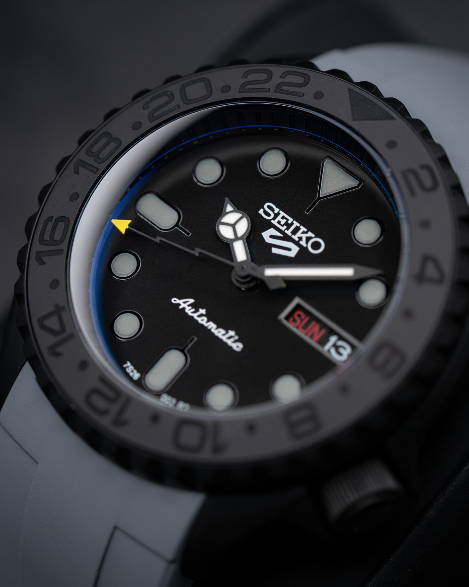 MODEL . 54R