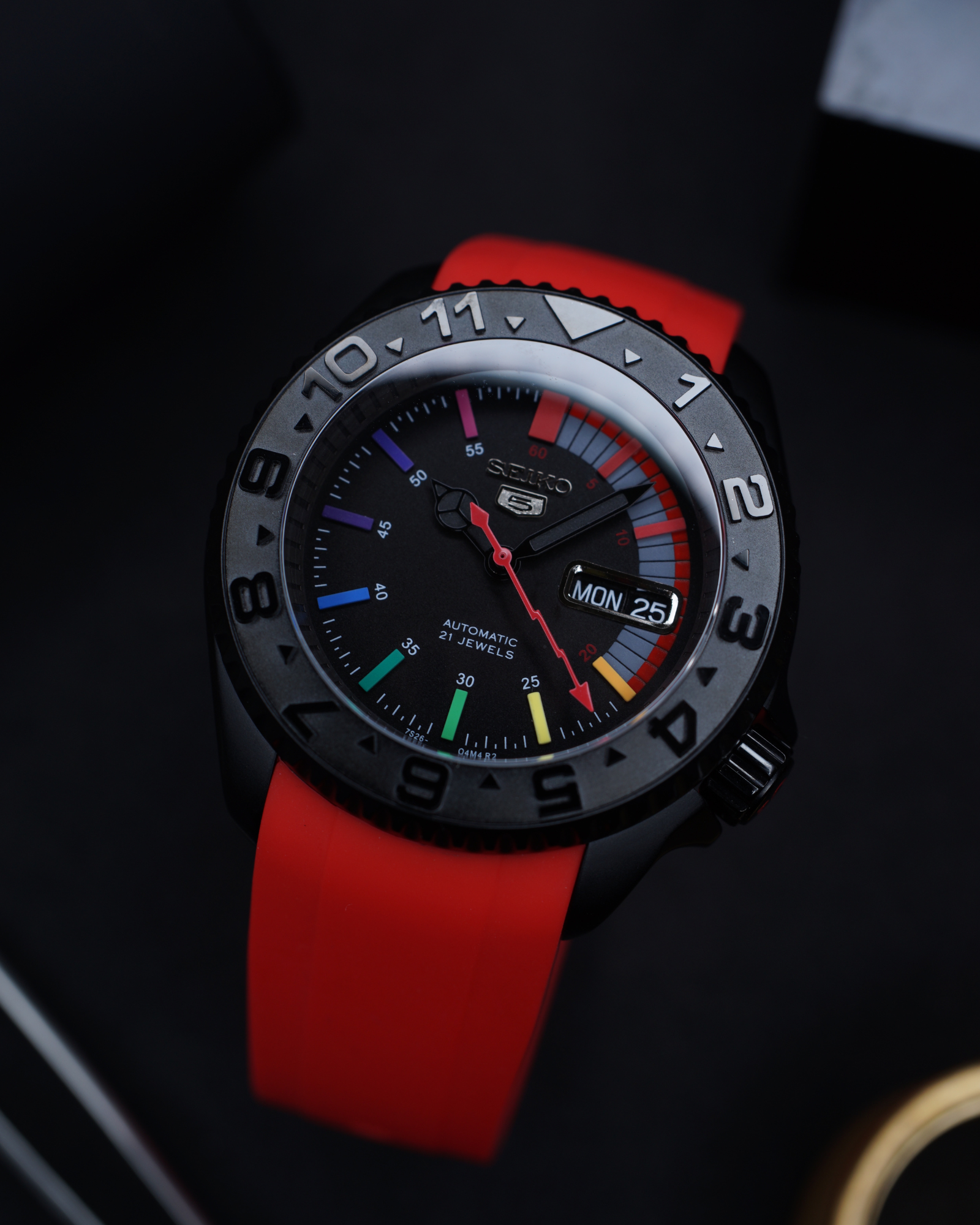 MODEL . 07R