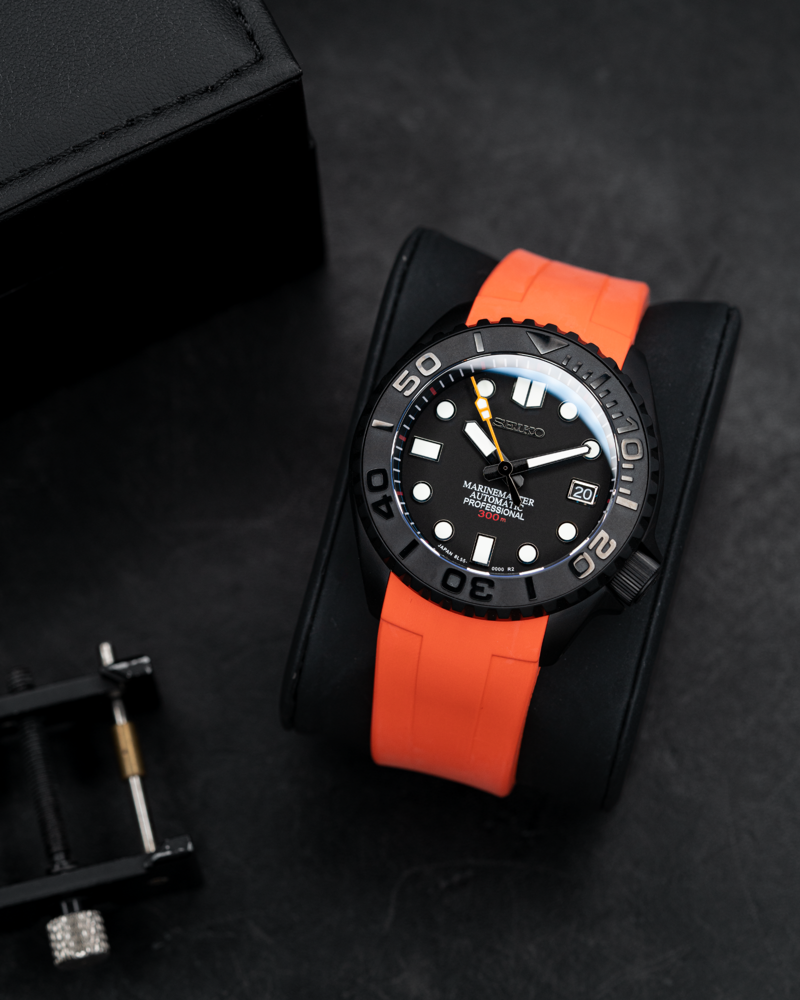 MODEL . 02R