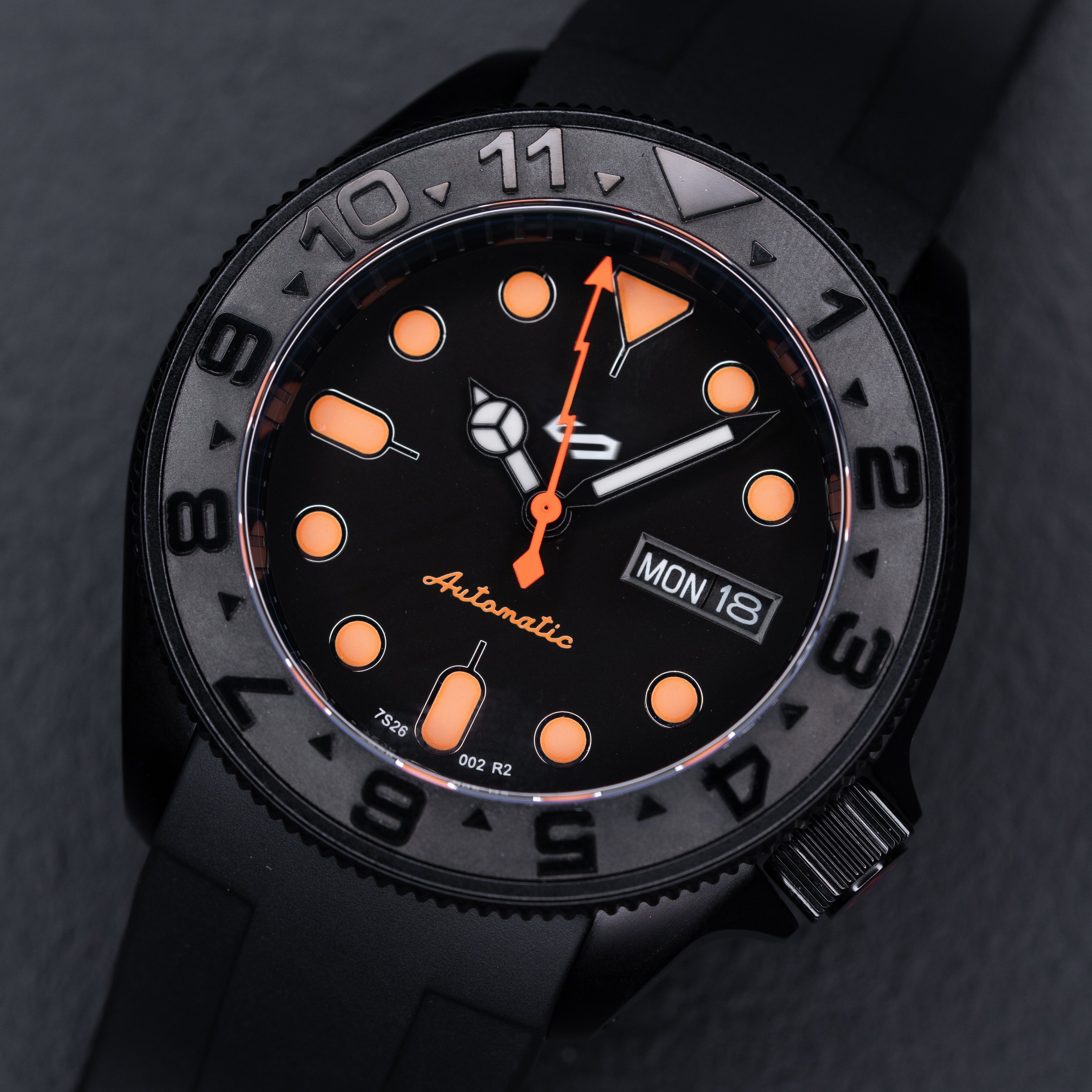MODEL . 25R