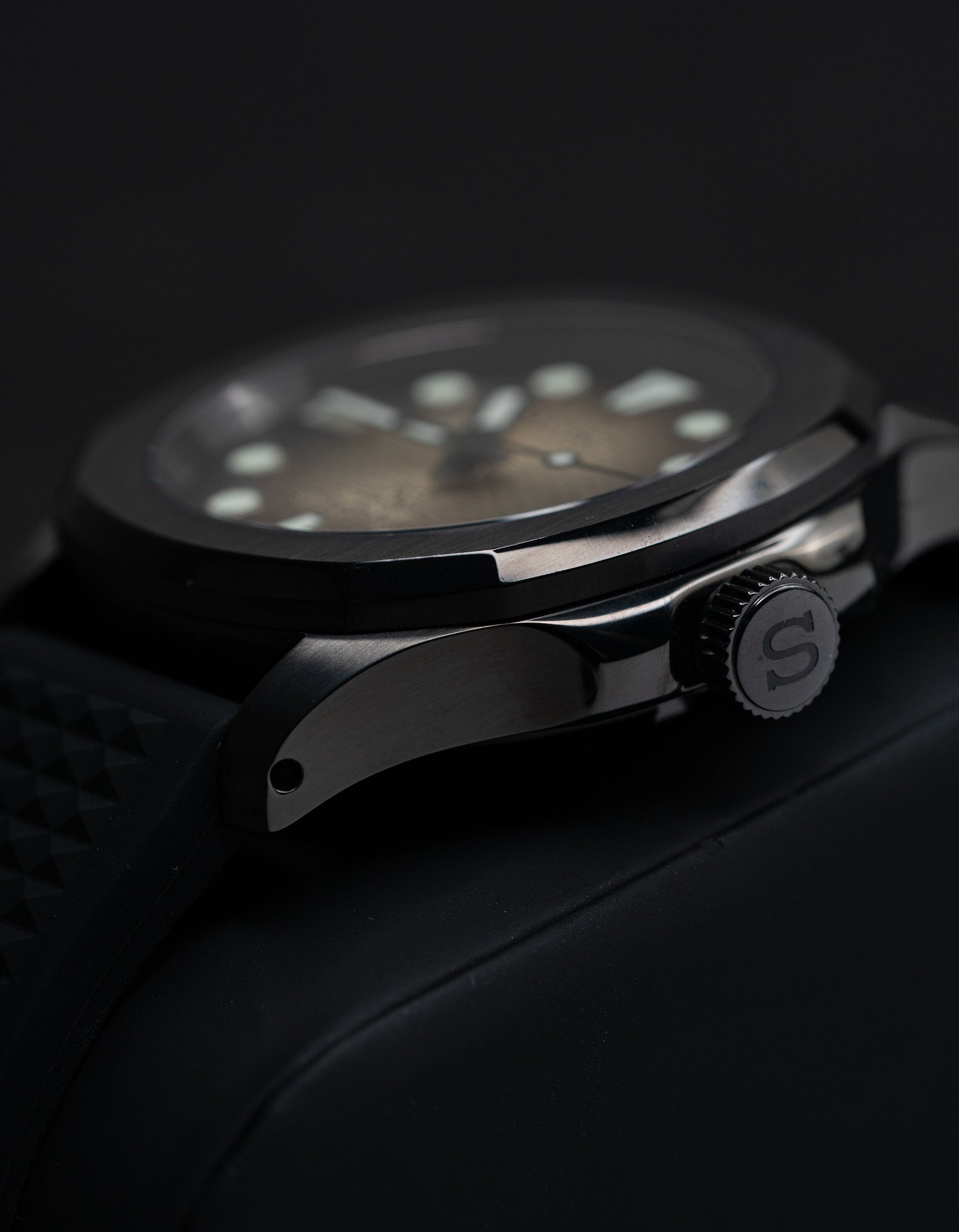 MODEL . 106R