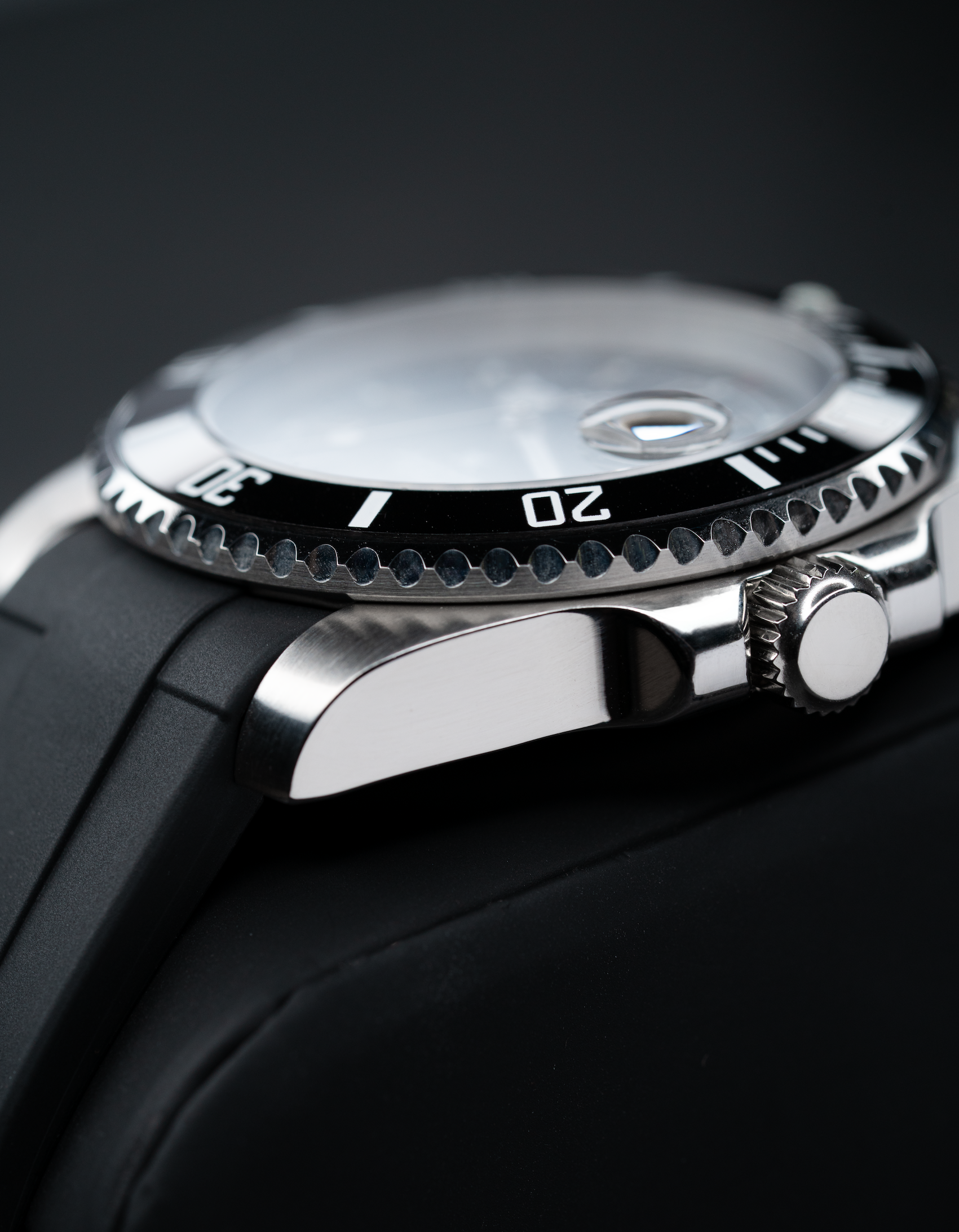 MODEL . 107R
