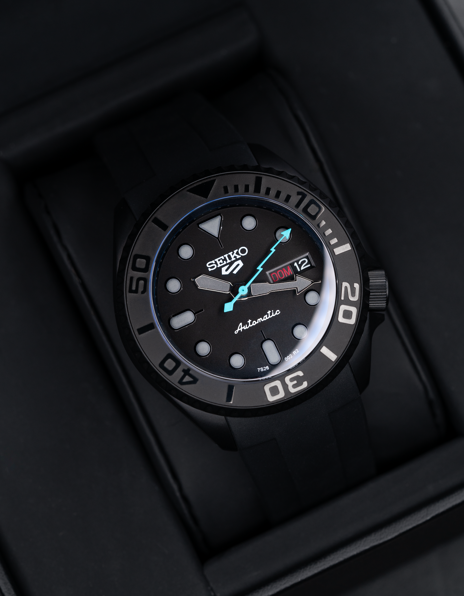 MODEL . 56R