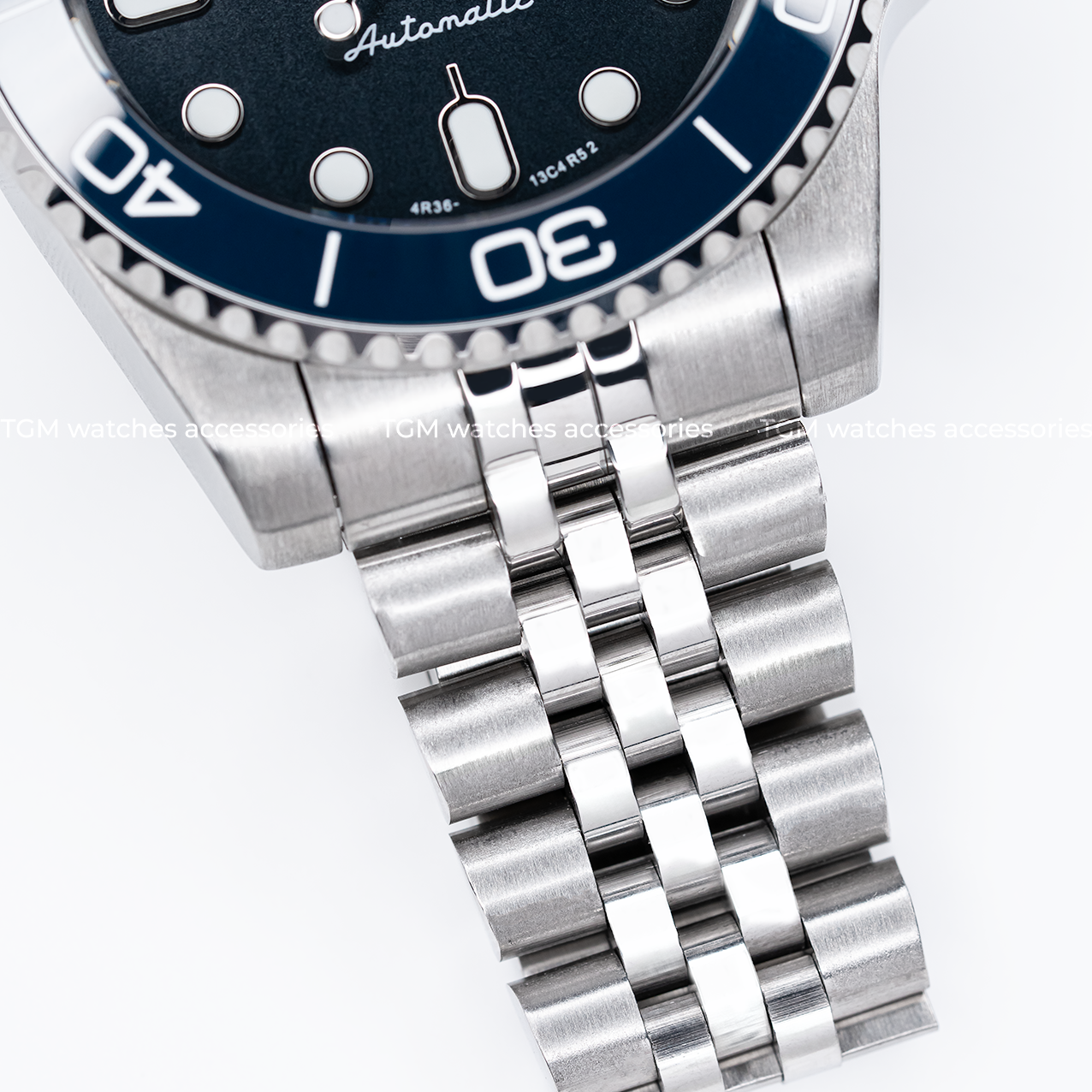 MODEL . 103S