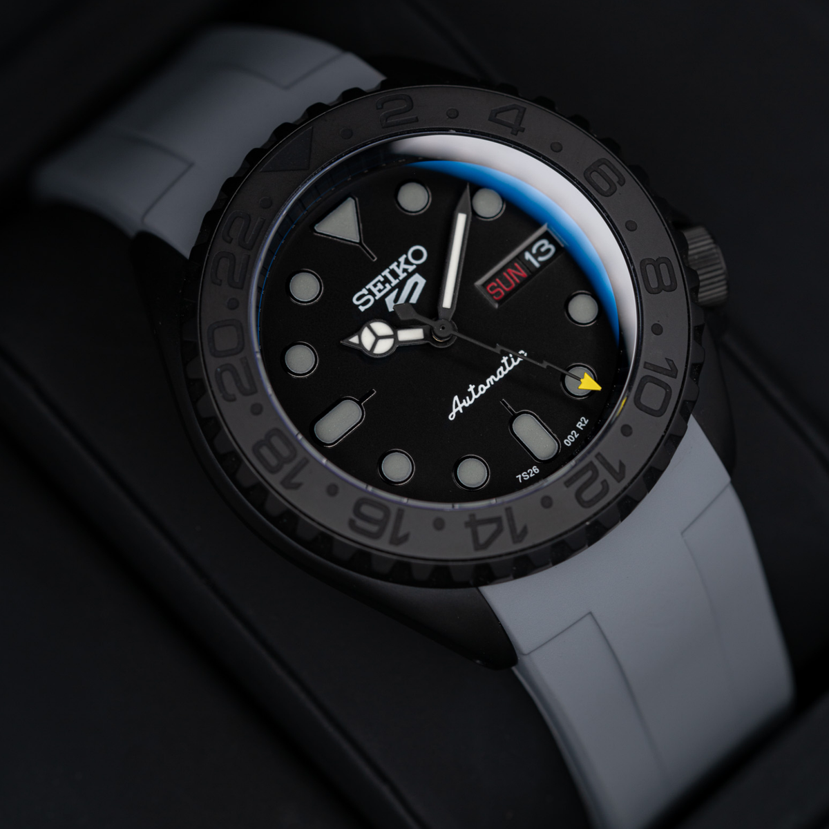MODEL . 54R