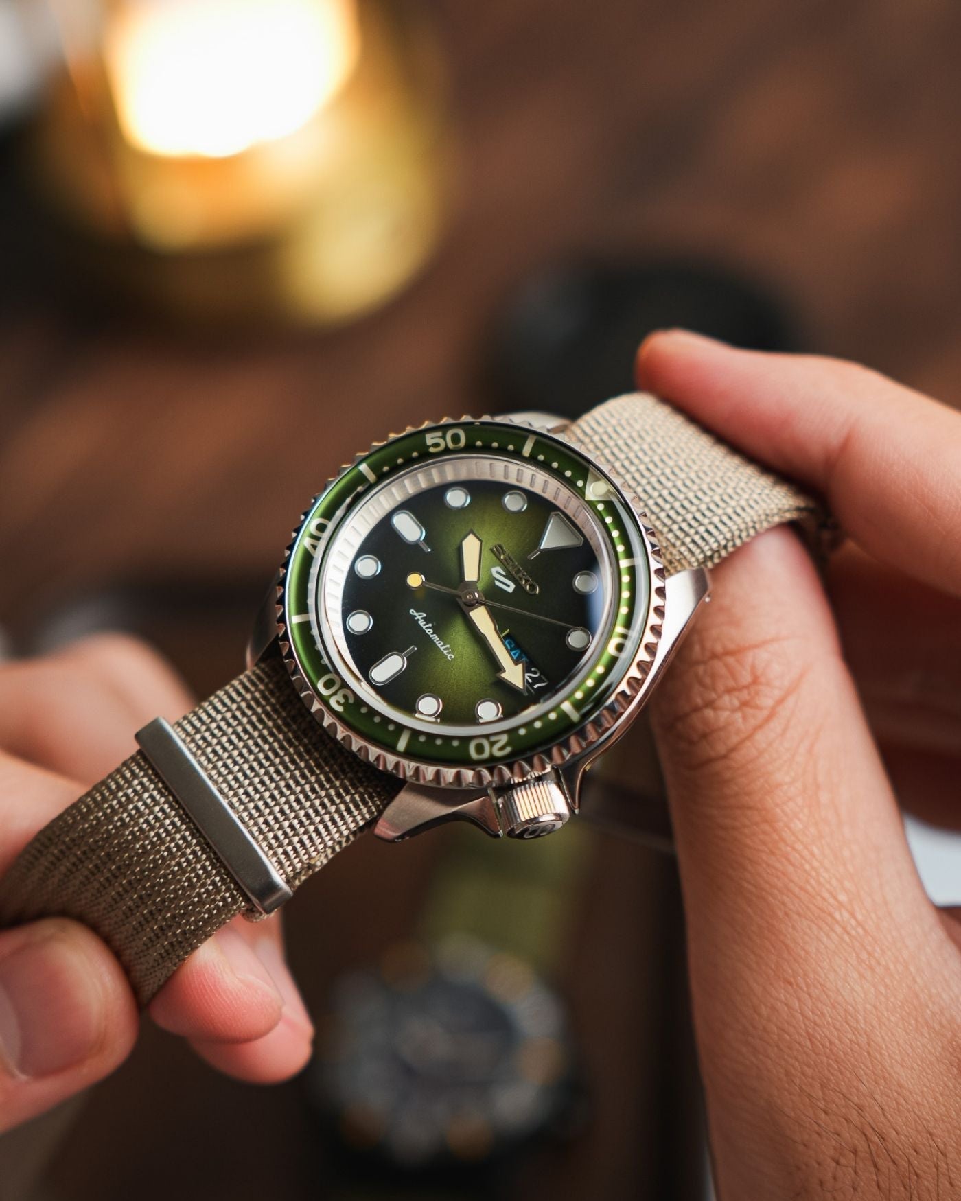 MODEL . 01N