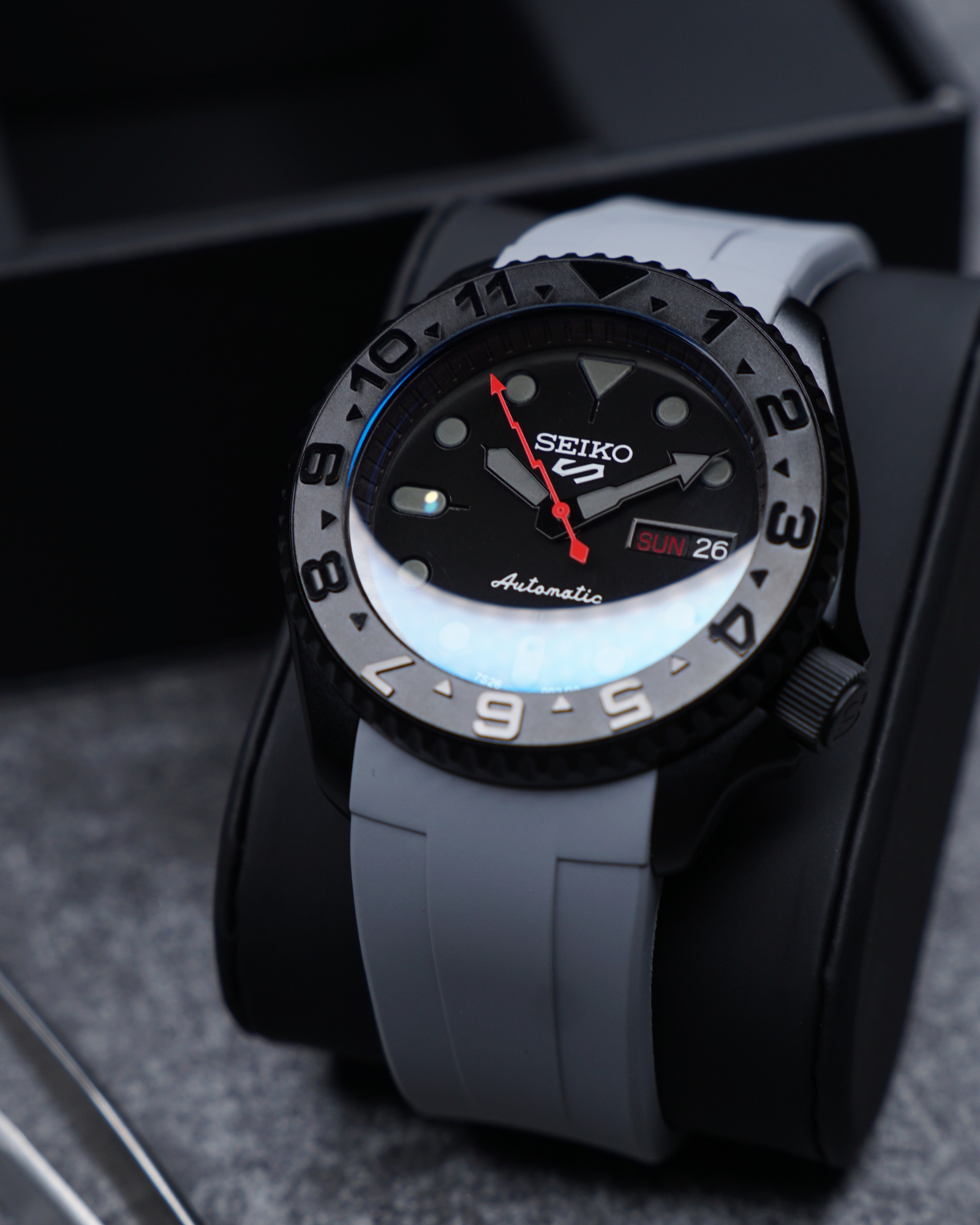 MODEL . 09R