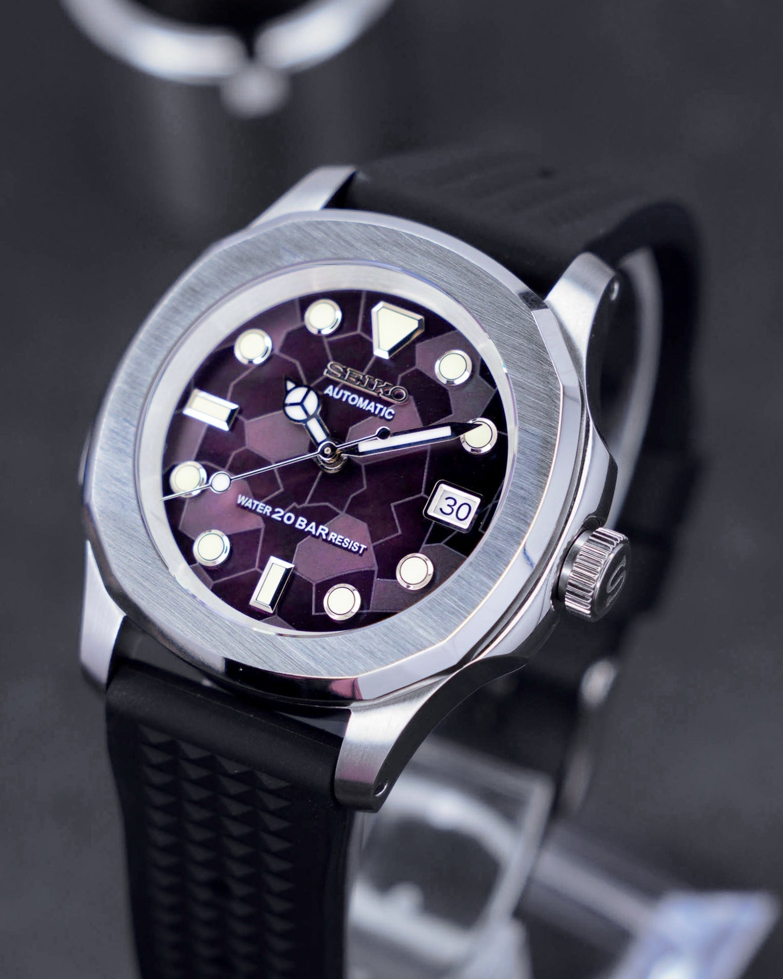 MODEL . 59L