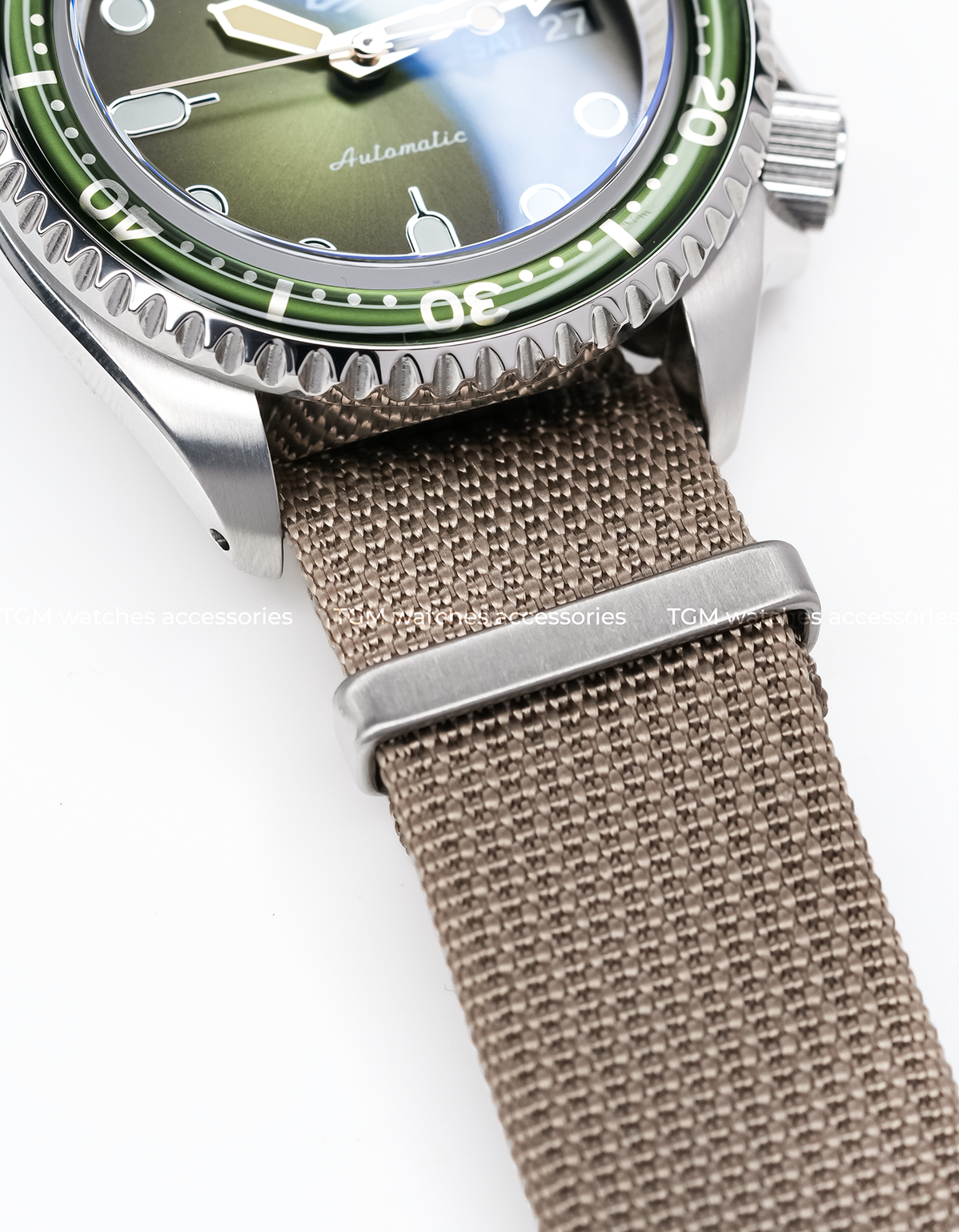 MODEL . 01N