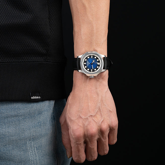 MODEL . 104L