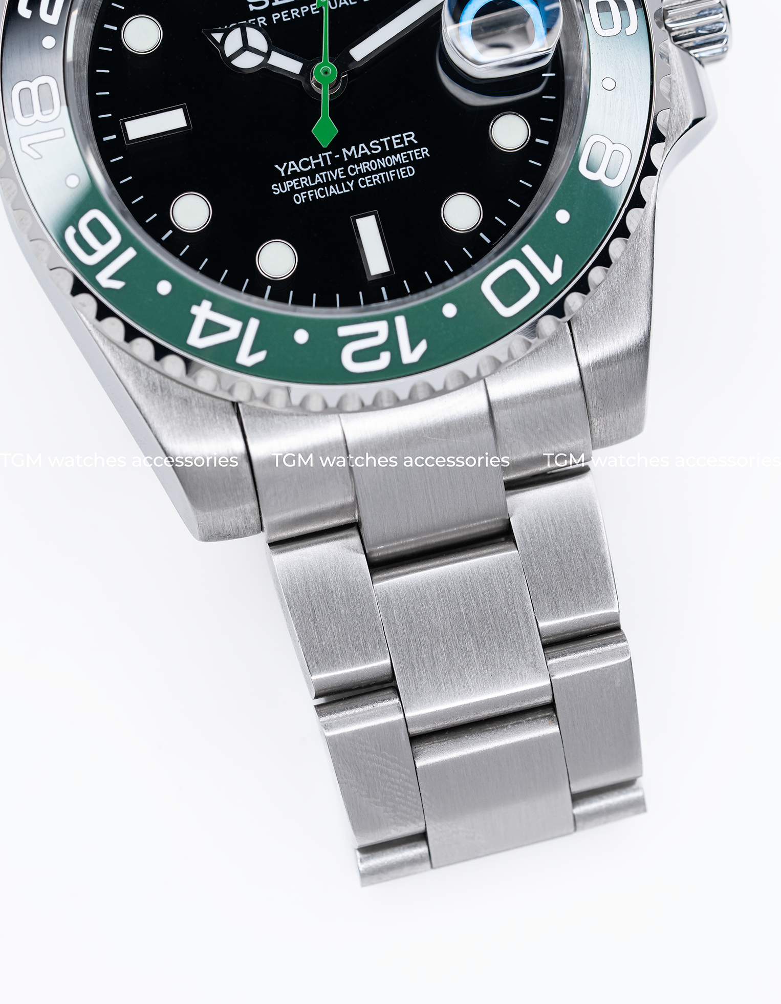 MODEL . 104S