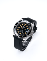 MODEL . 152R